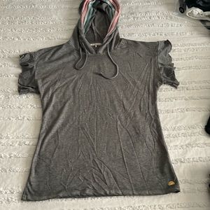 Medium short sleeve hoodie